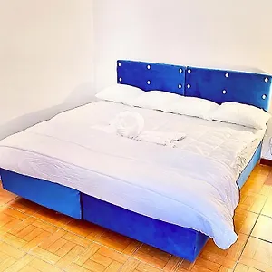New In Loures Habitación en casa particular