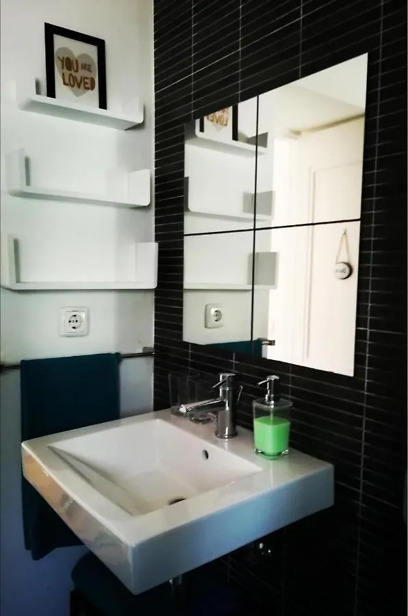 Lovely Apartment Near Belem Лиссабон Португалия